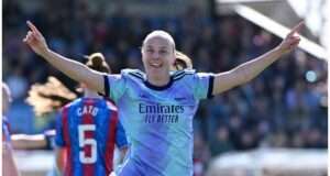 Crystal Palace faces Arsenal in an exciting Women's Super League matchup, amidst rising rivalries and strong performances across the league. Image courtesy (e0.365dm.com)