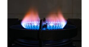 Gas prices are on the rise due to global supply chain disruptions and seasonal changes, impacting consumers and driving interest in electric vehicles (media.barchart.com).