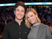 Karlie Kloss is making headlines in 2023, blending her career in fashion with a strong commitment to tech education for young girls through her initiative Kode with Klossy (s.yimg.com).