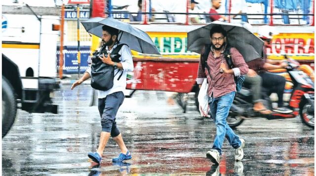 Kolkata Weather: A Tale of Monsoons and Mellow Mornings Discover the dynamics of Kolkata's weather as monsoon season unfolds, bringing rain, cool temperatures, and vibrant street food delights (.indianexpress.com).