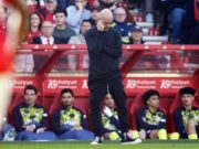 Explore Manchester City's struggles this season, the impact of injuries, and Guardiola's hopes for recovery (e00-xlk-ue-marca.uecdn.es).