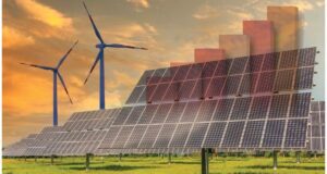 Explore India's journey towards achieving 500GW of renewable energy by 2030, addressing challenges and investment opportunities. Image courtesy (akm-img-a-in.tosshub.com)