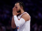 Explore how the Knicks plan to cope without Jalen Brunson and the impact of his injury on their season (staticg.sportskeeda.com).