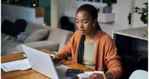 Explore the rise of tax calculators in 2023 and how they are transforming personal finance management with innovative features and mobile accessibility. Image courtesy (s.yimg.com)