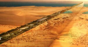 Exploring the challenges and financial realities of Saudi Arabia's ambitious Neom project—a futuristic city facing significant hurdles (media.zenfs.com).