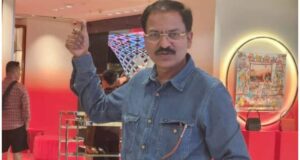 This article discusses the rise of Prashant, a talented Indian actor, focusing on his journey, recent success, and commitment to social causes (loksatta.com).