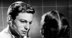 Richard Chamberlain's role in 'Shogun' not only defined his career but also bridged cultural gaps, captivating audiences with a rich narrative and unforgettable performances. Image courtesy (static01.nyt.com)