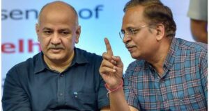 Explore the political turmoil surrounding AAP leaders Manish Sisodia and Satyendar Jain amid corruption allegations in Delhi's educational sector (akm-img-a-in.tosshub.com).