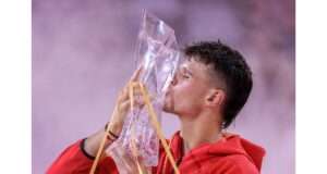 Jakub Menšík, an 18-year-old Czech tennis player, is gaining attention after his recent match against Novak Djokovic. This article explores Menšík's potential and the excitement surrounding his rising career in tennis. Image courtesy (static.independent.co.uk)