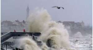 This article explores the recent unpredictable weather patterns across the United States and globally, discussing the implications of climate change and how individuals can prepare for severe weather. Image courtesy (e3.365dm.com)