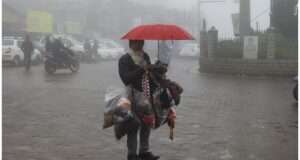 Explore the unpredictable weather patterns in Chennai as the city transitions into the monsoon season, bringing both relief and challenges (imagesvs.oneindia.com).