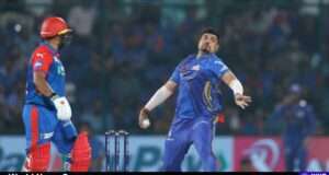 Explore how a strategic ball change helped the Mumbai Indians secure a thrilling victory against Delhi Capitals in IPL 2025 (static.cricbuzz.com).